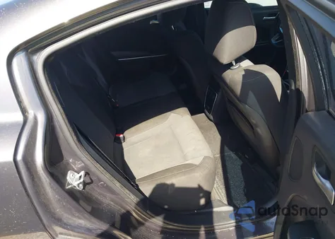 2015 Dodge Charger Sxt z USA, uszkodzony, nr VIN 2C3CDXHG1FH852376